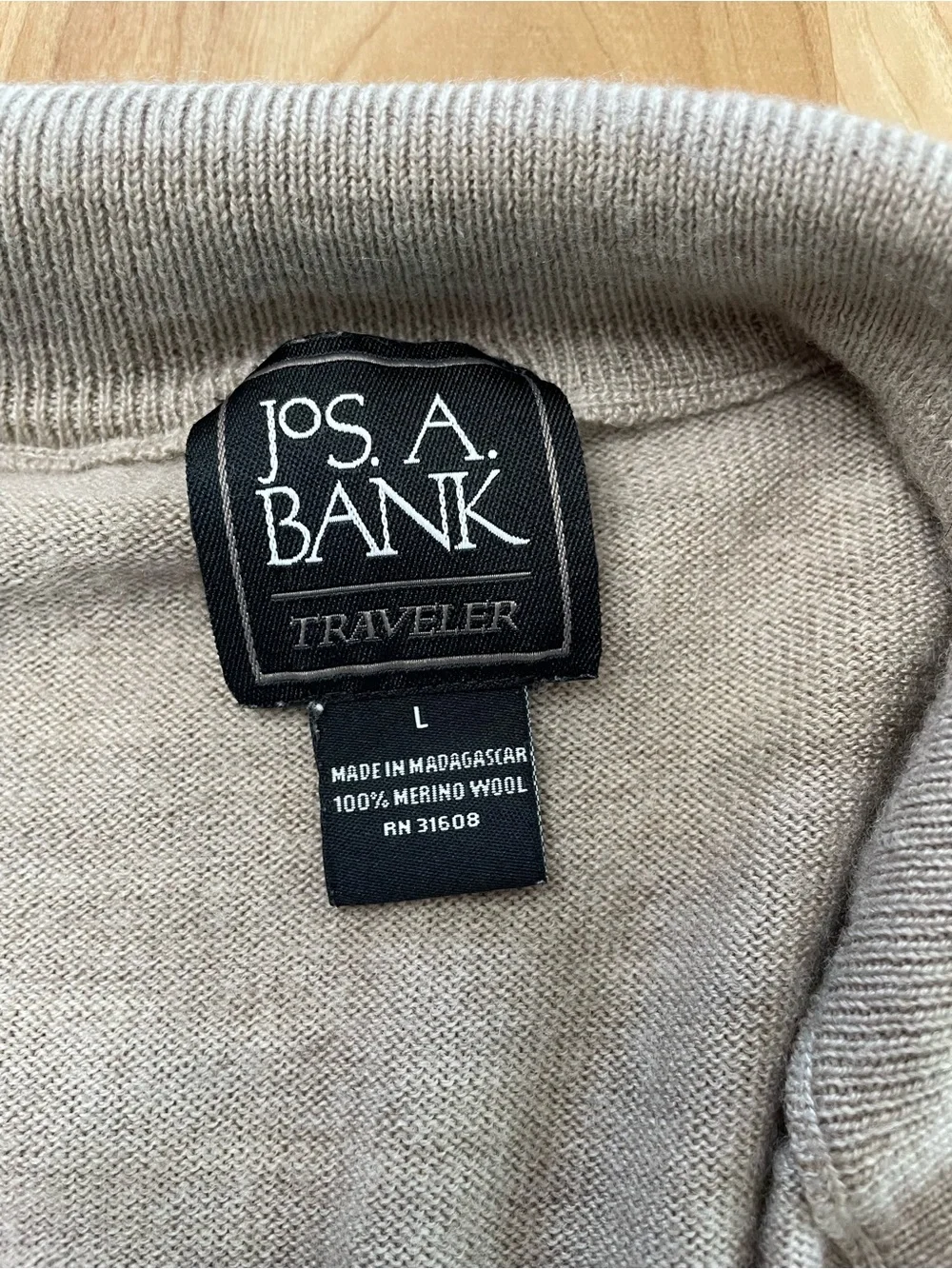 Jos. A. Bank Men’s Large Oatmeal 100% Merino Wool Quarter Zip Sweater